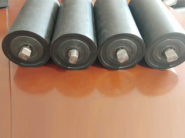 簡析托輥的重要功能及特點(diǎn) 簡析托輥的重要功能及特點(diǎn)